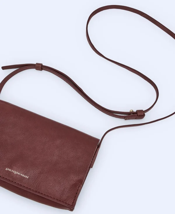 Adolfo Dominguez Bolsos>Bandolera En Piel Vaqueta Burdeos