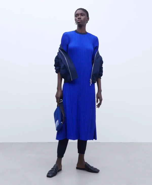 Adolfo Dominguez Bolsos>Bandolera Pequena En Tejido Acolchado Azul Tinta